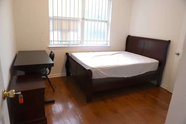 Photo - 1703 Page St Unit A