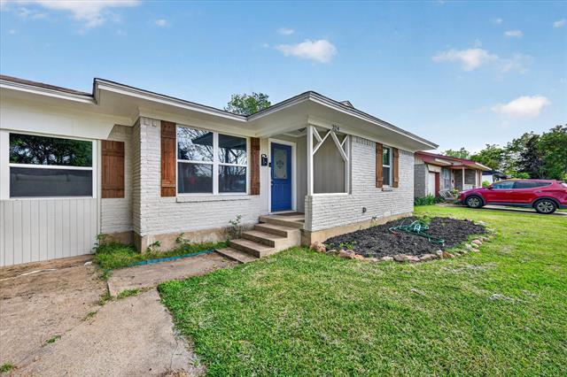 Photo - 324 N Shore Pl