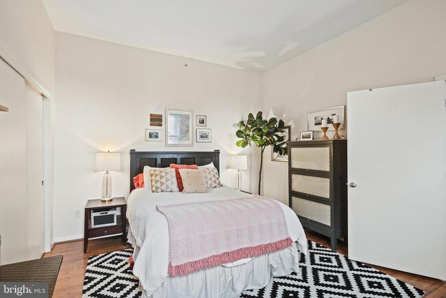 Photo - 1211 Light St Unit 308