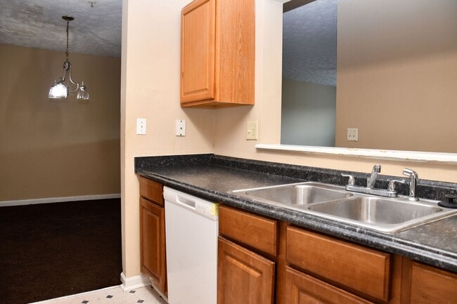 9301 Waldrop Pl