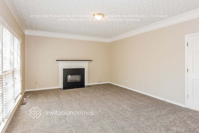 Photo - 1565 Hascall Dr SW