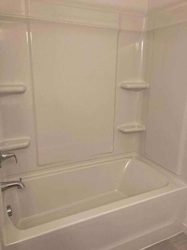 Photo - JSR Holdings, LLC Unidad 306B Torontos Court