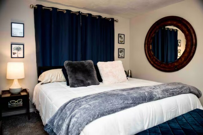 Photo - 1945 S 2600 E