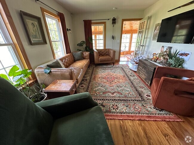 Building Photo - 4871 Tulls Corner Rd Rental