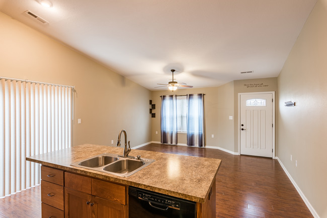 Photo - 2712 Donnas Way Cir Townhome