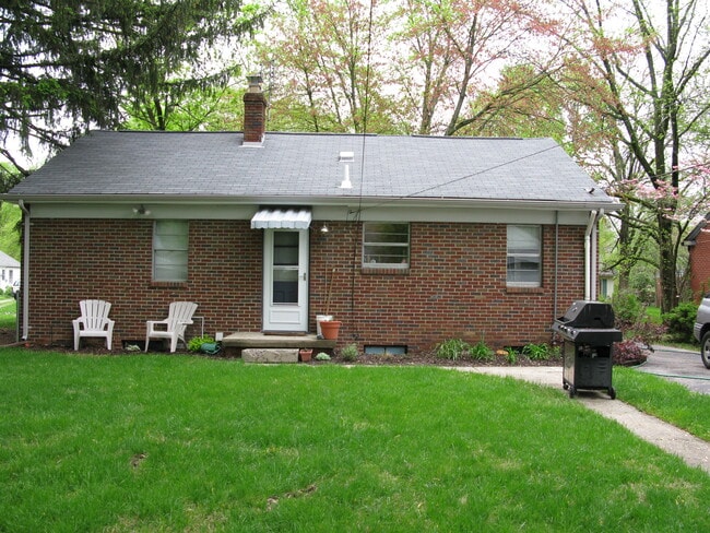 Photo - 5614 Rosslyn Ave