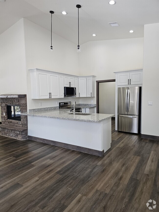 Building Photo - 2850 W Villa Loop Rental