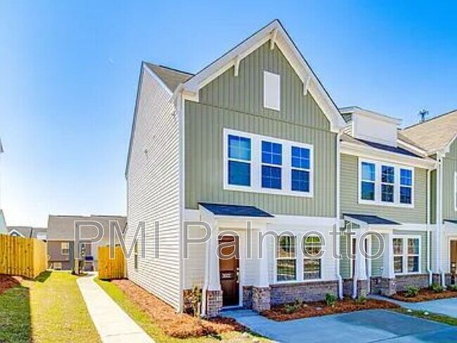 3022 Harborview Dr
