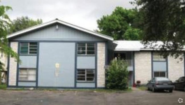 Building Photo - 2325 CS Unit 7 Rental