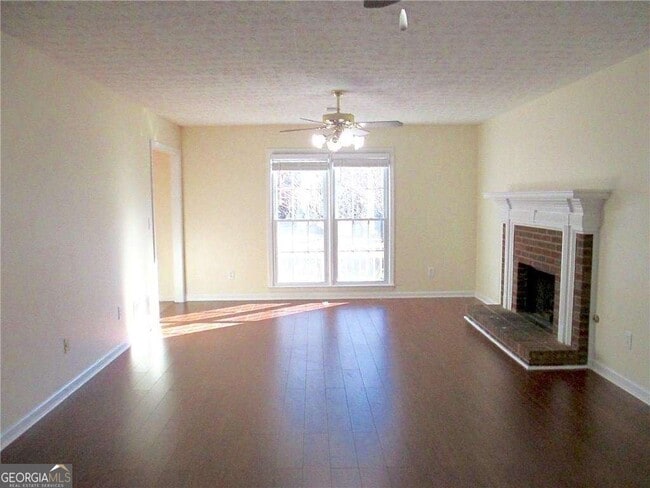 Photo - 3040 Oak Meadow Dr