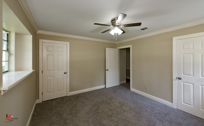 Photo - Move in Special 1k off the First Months Rent!