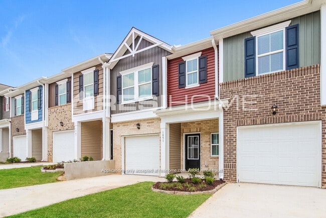 1063 Simmons Trce