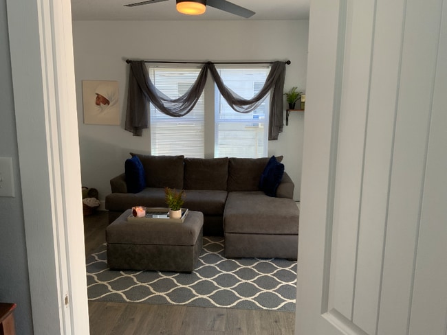 Photo - 276 W Pine Ave