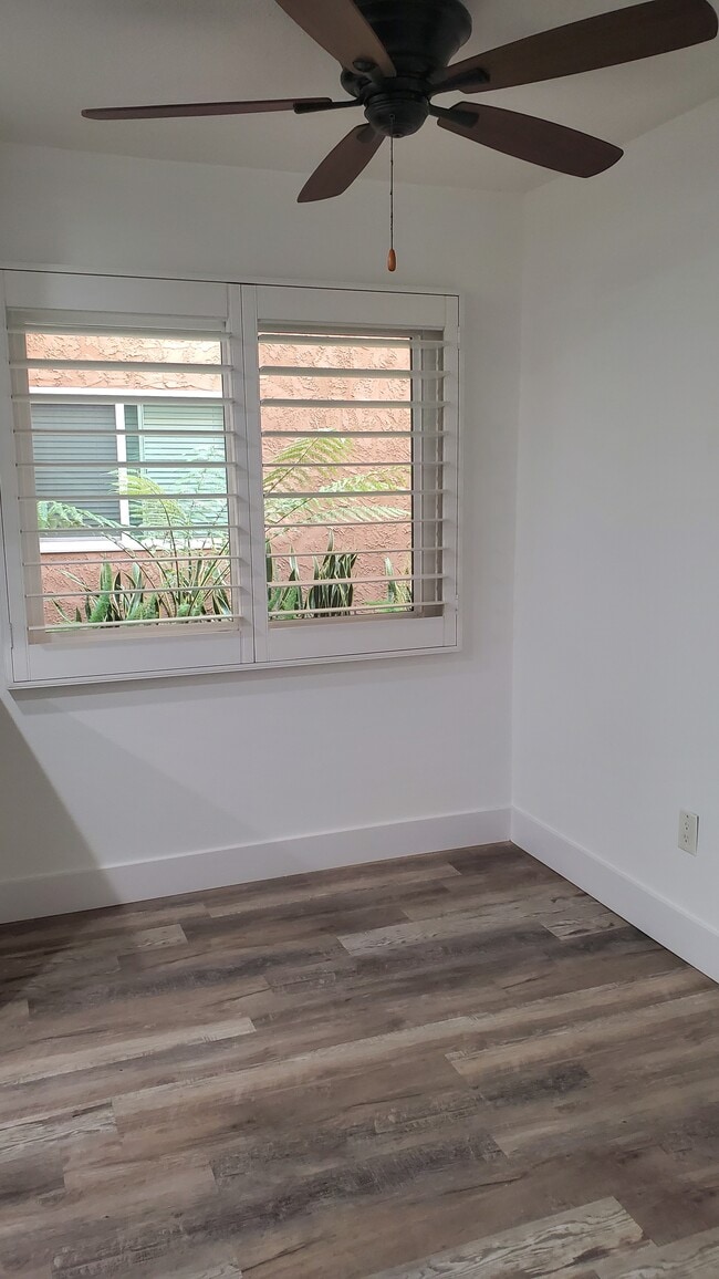 Photo - 6600 Warner Ave Unidad 119