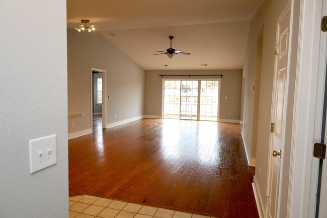 Photo - 698 Pepperbush Dr