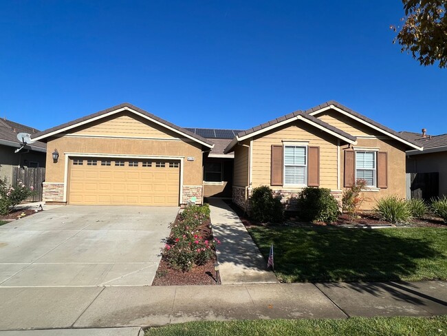 Gorgeous Single Story Sunridge Park Home! - Gorgeous Single Story Sunridge Park Home!