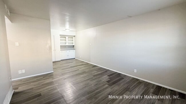 Photo - 2010 Ave. S Unit 9