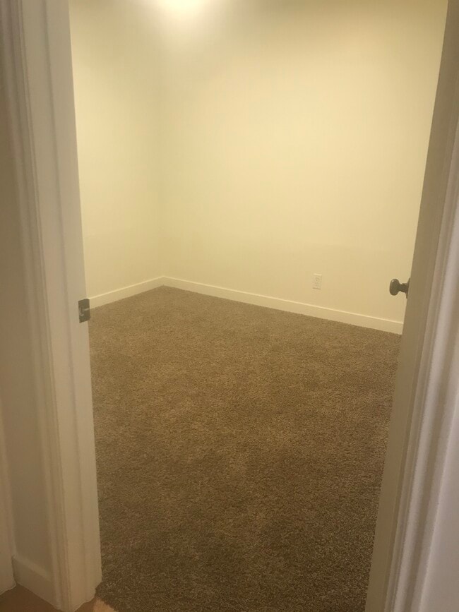 Office. - 587 HILLSIDE DR Unit Basement