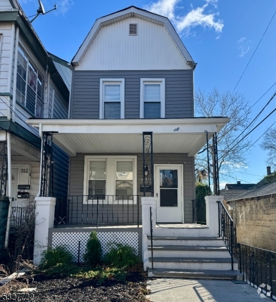 Building Photo - 394 Seymour Ave Rental