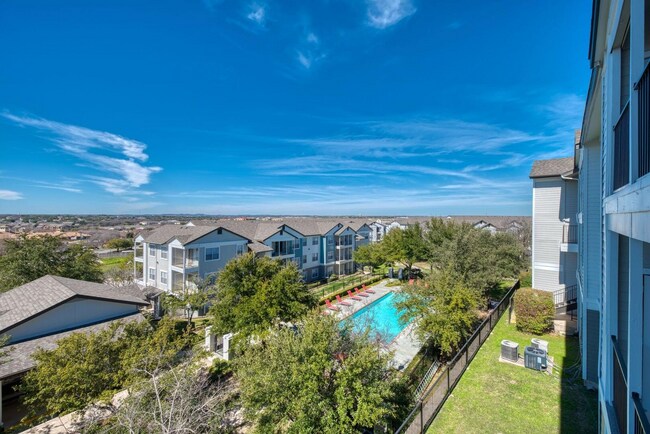 Photo - Saddle Ridge