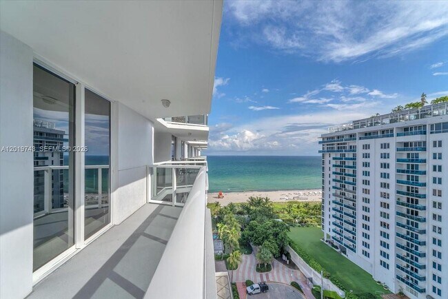 Photo - 2401 Collins Ave Unit 1807