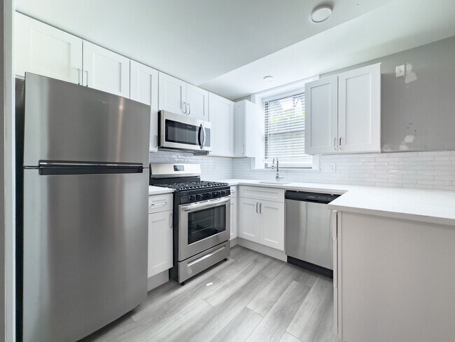 3913 N Janssen Ave Unit 6H