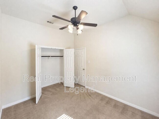 304 Blythe Bridge Dr