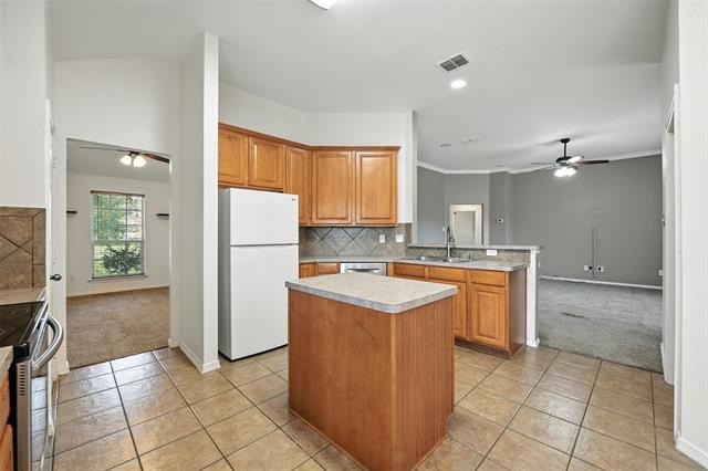Photo - 132 Shumard Dr