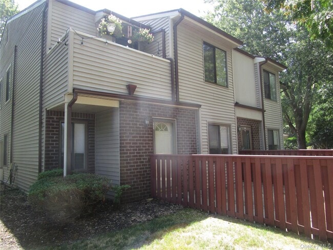 Building Photo - 909 Skyline Dr Unit 909 Rental