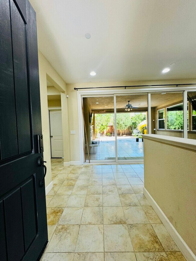 Photo - 2610 Brookshire St Casa