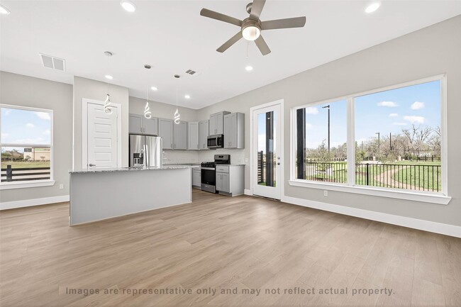 Photo - 10719 Mason Rd Unit 38