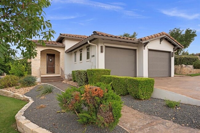 Building Photo - 13708 Golden Wave Loop