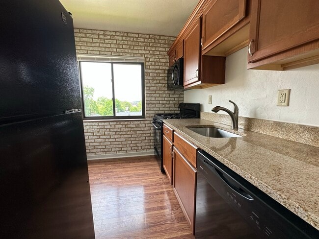 Photo - 5320 5th Ave