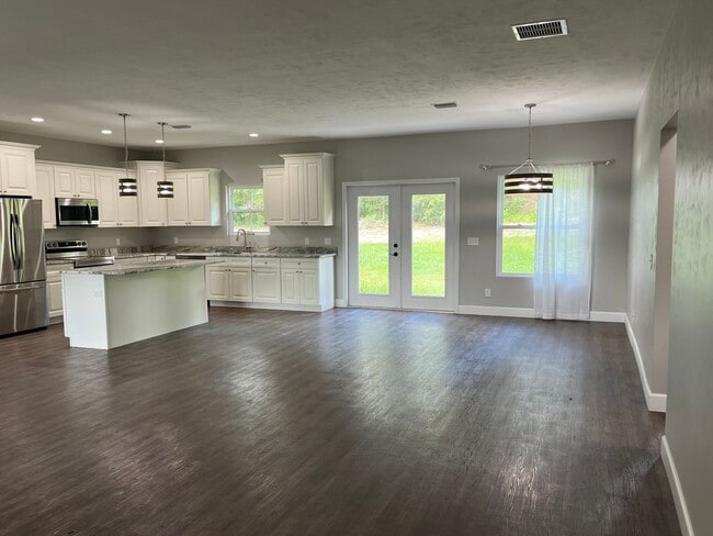 Photo - Upgraded New 3 Bedroom, 2 Bath home in Emerald Cove