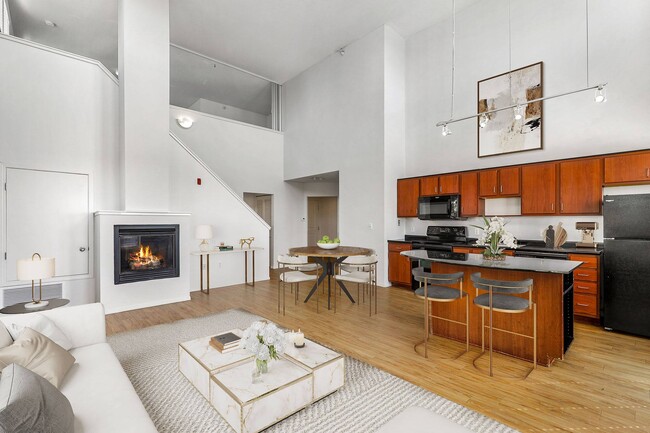 Uptown Lake Apartments