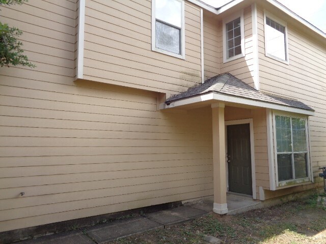 Photo - 6155 Morningshire Ln