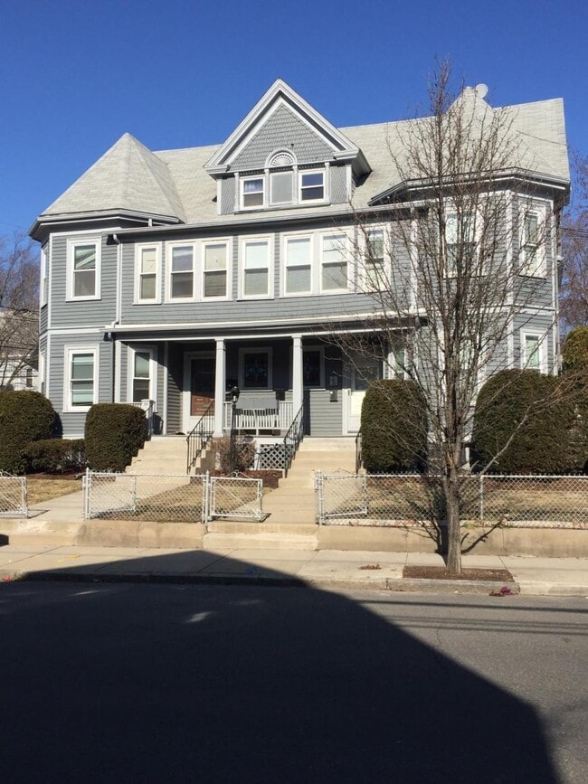 Photo - 3.0 bedroom in Cambridge Massachusetts 02144 Unidad U1