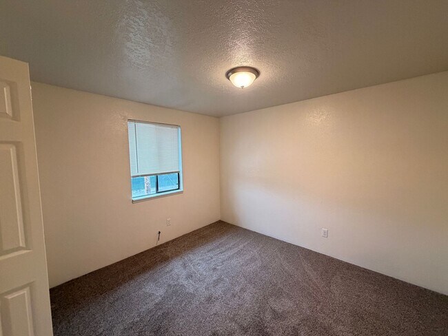 Photo - warw01 Unit 73