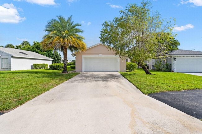 Photo - 1209 Pine Sage Cir