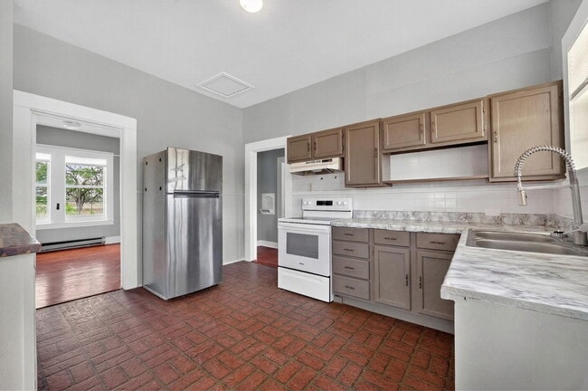 Photo - 3021 Co Rd 467