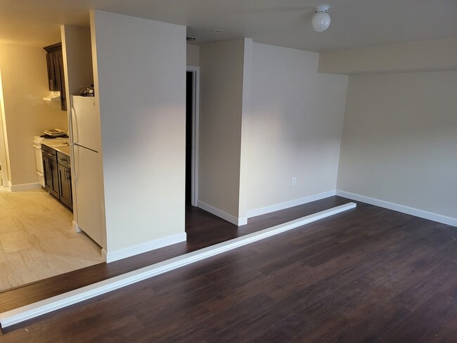 Photo - 1506 52nd St Unit 1 Bedroom