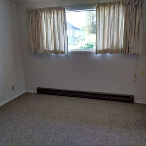 bedroom - 349 N Kelsey St Unit 4