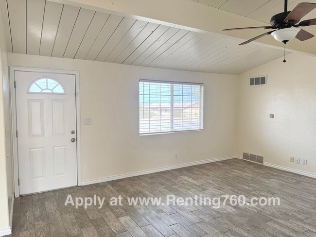 Photo - Cute and Cozy 2 Bed Home!