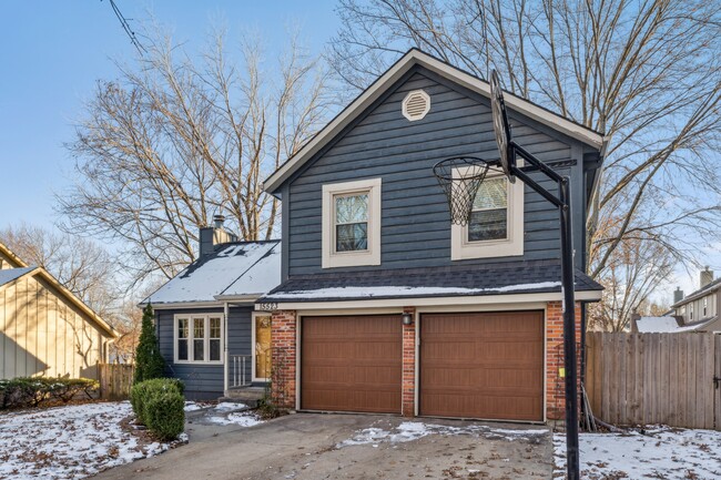 Photo - 15523 W 83rd Terrace