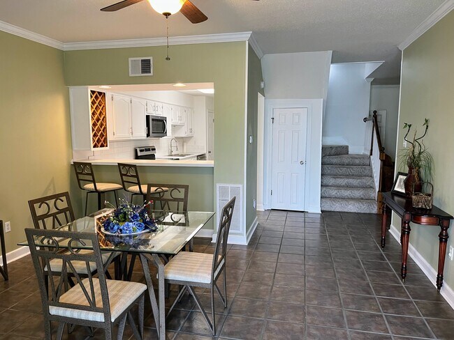 Photo - 205 Tops L Dr Unit 205