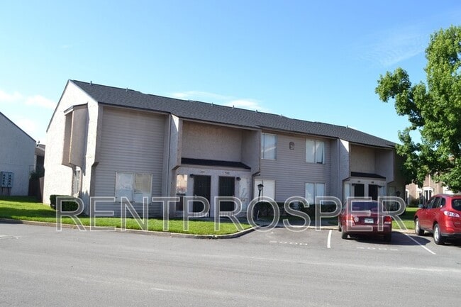 Building Photo - 2000 Ludlow Ln Unit #2801