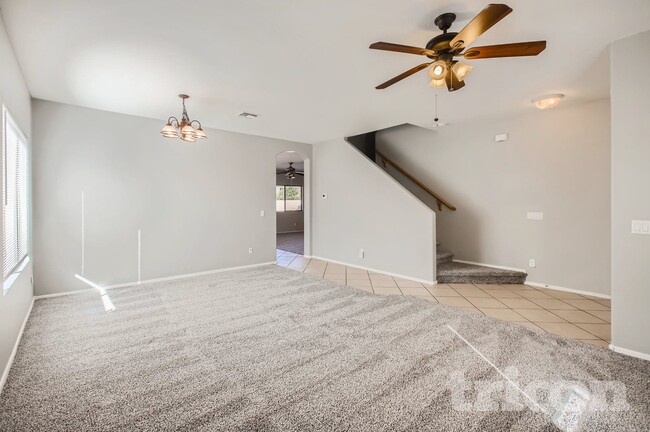 Photo - 5030 W Glass Ln
