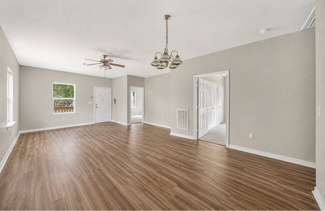 Photo - 786-788 County Rd 6763