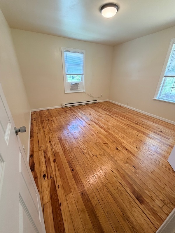 Photo - 306 St Claire Ln