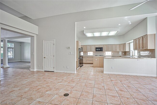Photo - 8052 Marbella Cir